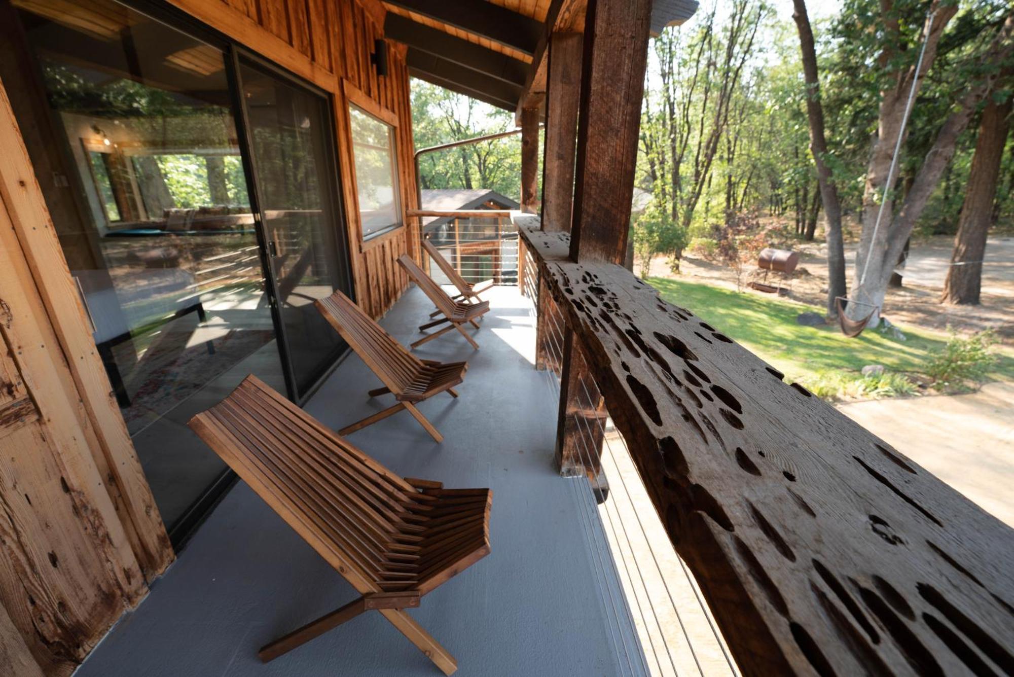 Basecamp Lodge Mount Shasta Esterno foto