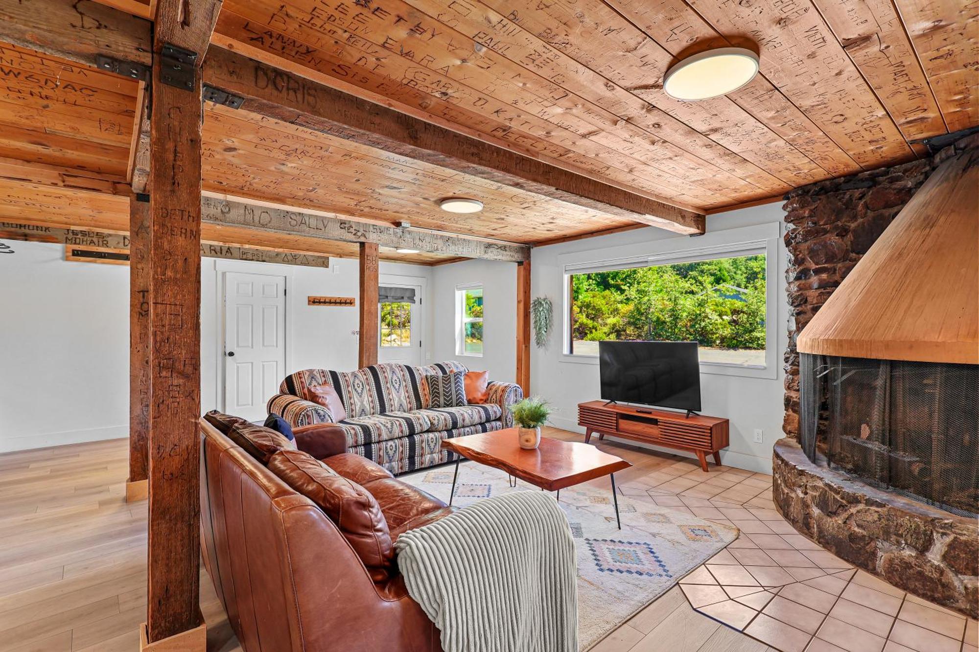 Basecamp Lodge Mount Shasta Camera foto